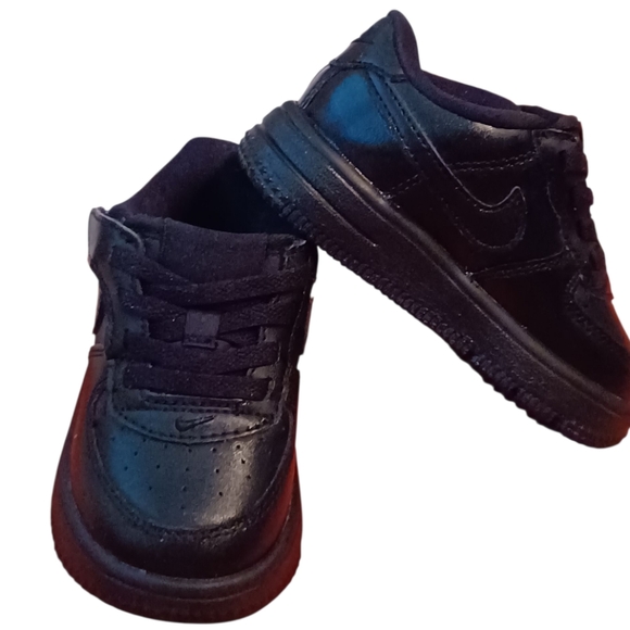 Nike Force 1, Baby/Toddler Sneakers - Picture 3 of 5